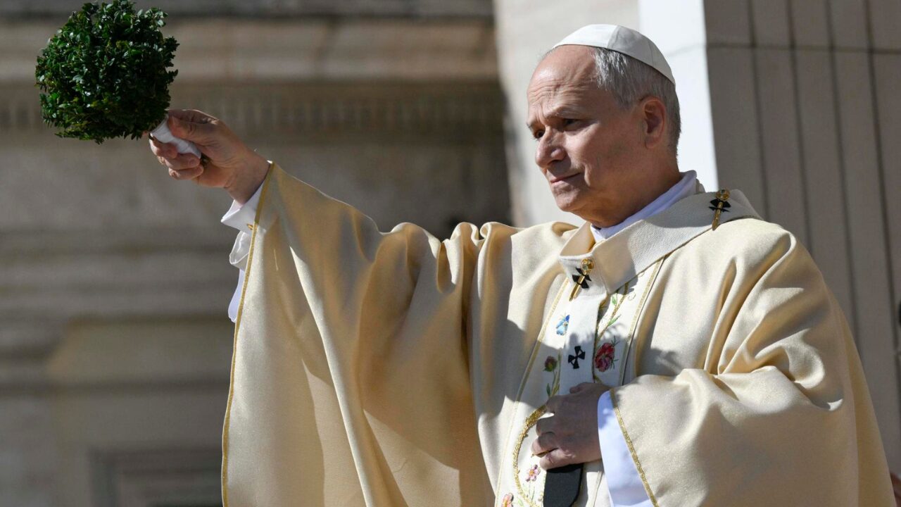 Papa Leão XIV condena a indiferença diante do sofrimento