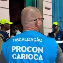 Fiscalização do Procon na Lapa, no centro do Rio: o bar Partisan foi multado em R$ 9.520 por discriminação baseada em nacionalidade Imagem referente a matéria