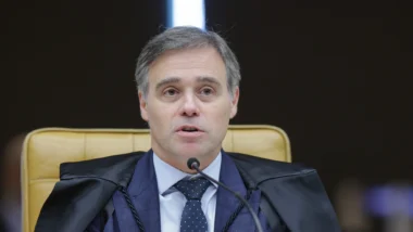 Ministro atua no caso Master e na condução das investigações sobre fraudes no INSS.