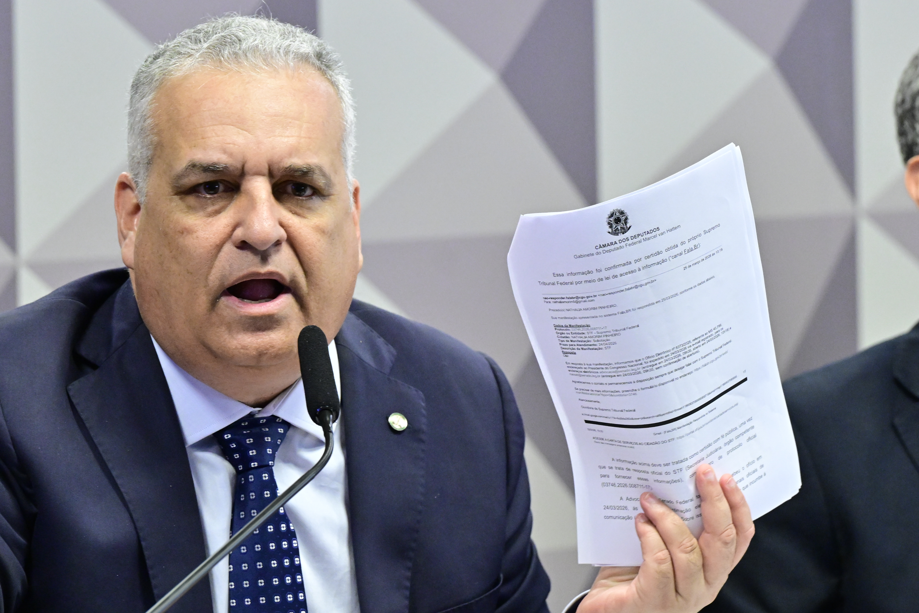 PF pede ao STF investigação de relator da CPMI do INSS