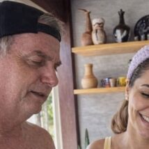 Mas foi a Janja que preparou carne de paca pro Lula, pô! JANJA LULA CARNE DE PACA