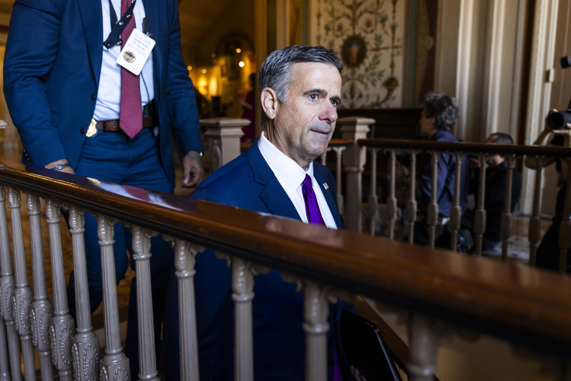 Diretor da CIA comenta operação para resgate de pilotos no Irã