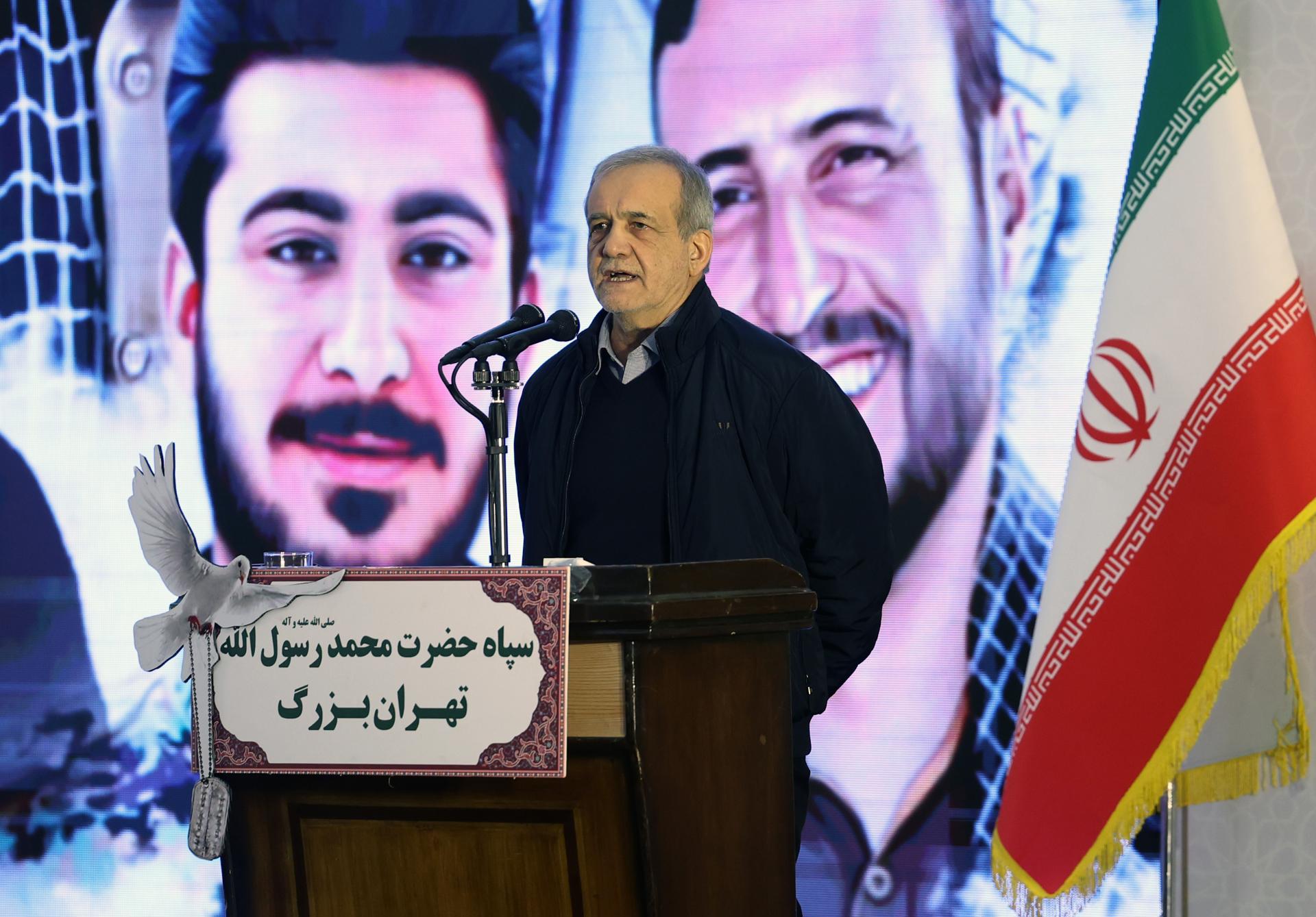 Irã diz que 14 milhões se inscreveram para “sacrificar suas vidas”