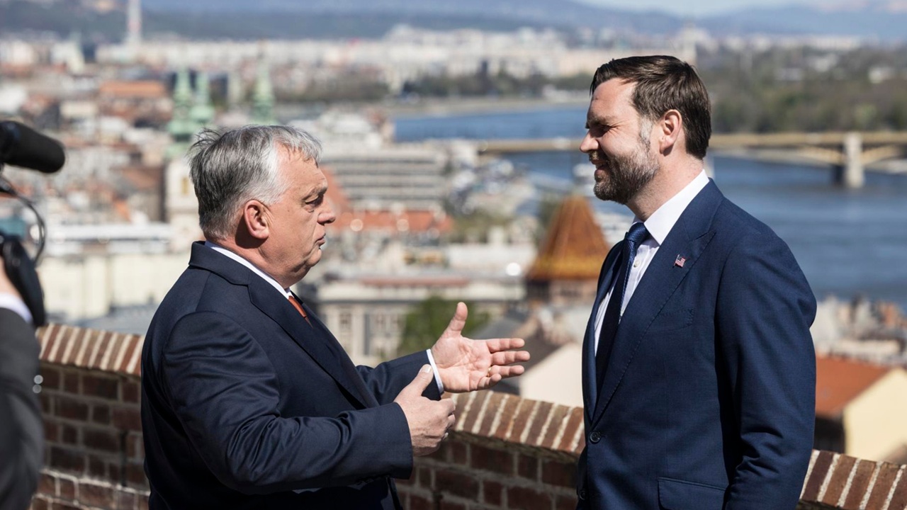 Direita mundial se mobiliza por Orbán na eleição na Hungria