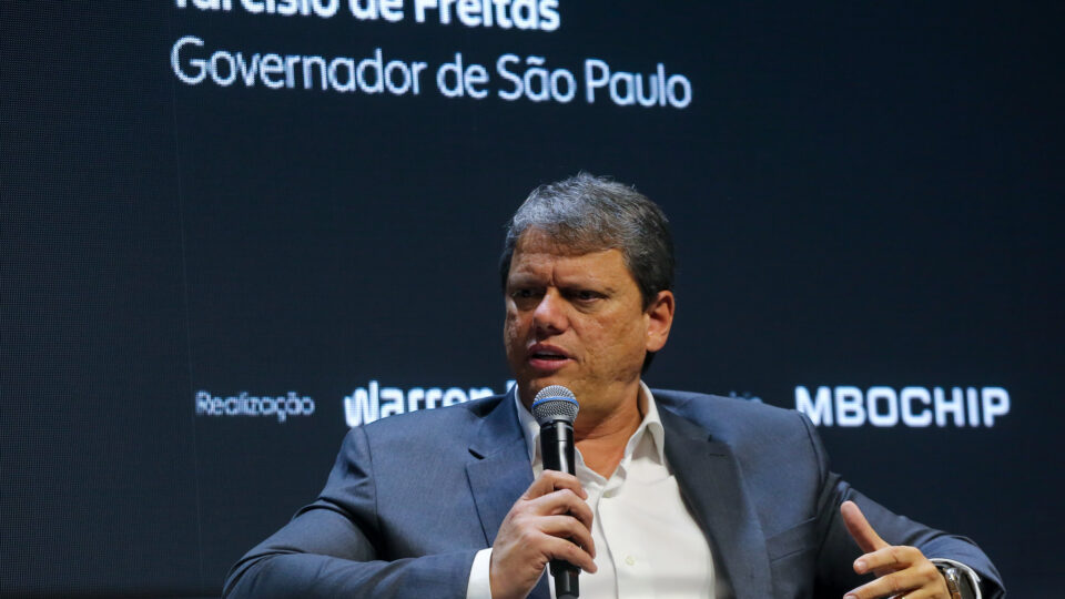 Tarcísio defende fim da reeleição: “está fazendo mal para o Brasil”
