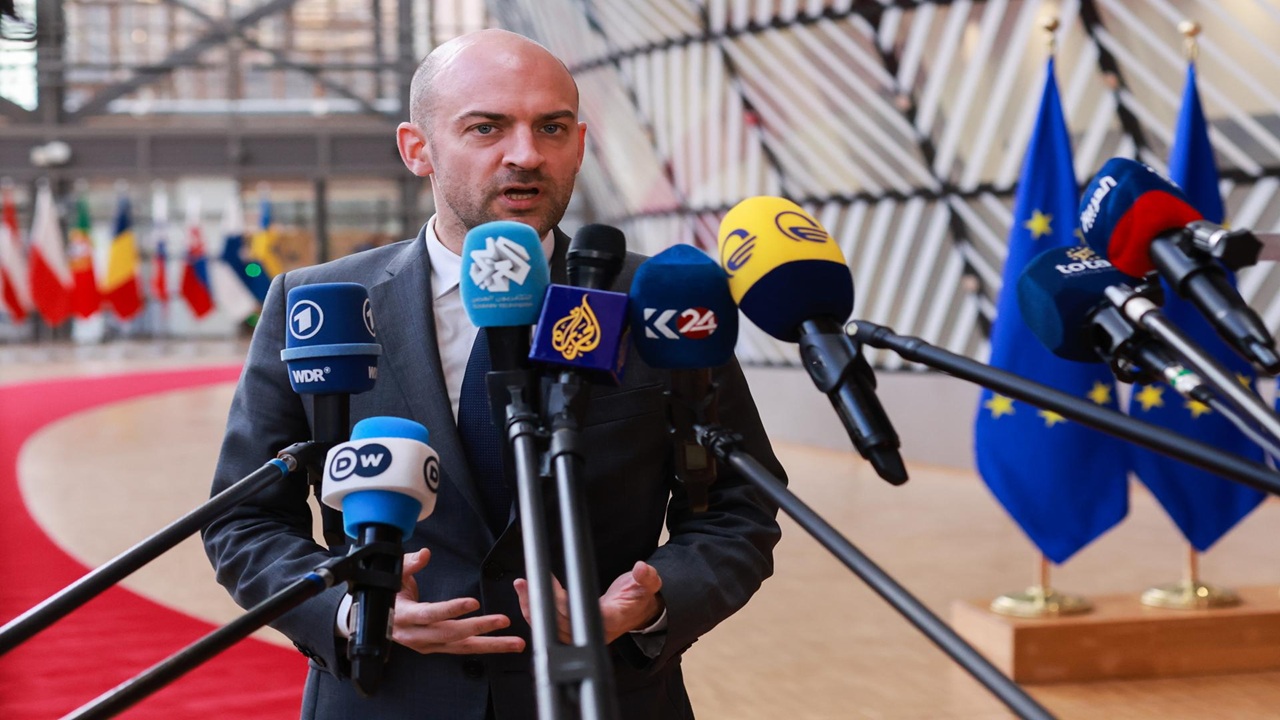 França diz que ataque dos EUA ao Irã viola lei internacional