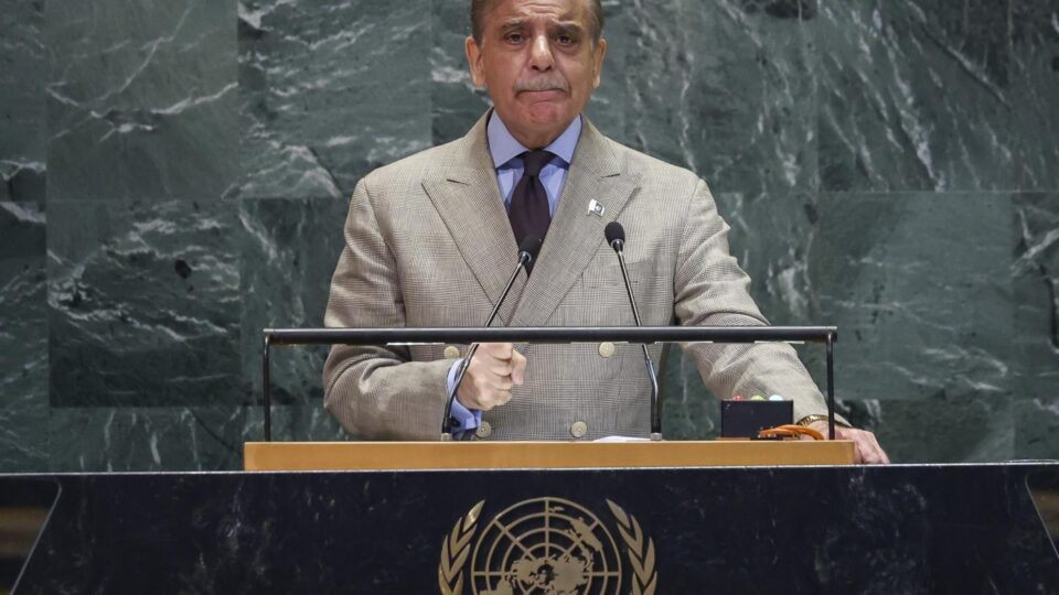 Negociador do Paquistão afirma que cessar-fogo da guerra no Irã inclui Líbano