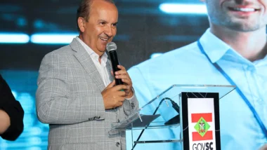 Partido Novo ingressa no governo de Jorginho Mello (PL) em Santa Catarina.