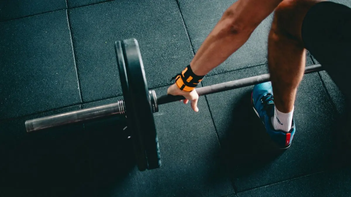 Exercício físico após excesso de açúcar ajuda a retomar hábitos saudáveis na rotina.