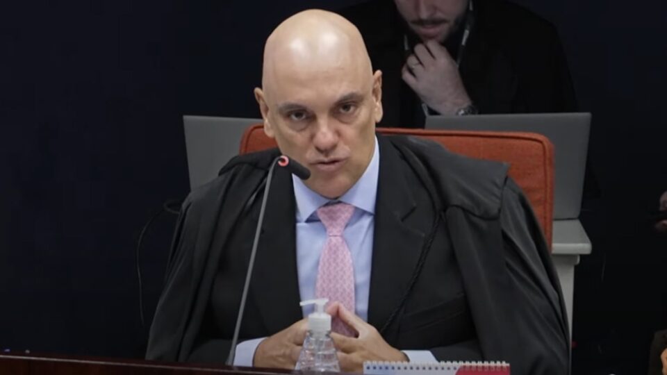 Moraes manda para julgamento ação que limita uso da delação premiada em meio à negociação com Vorcaro