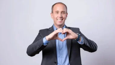 Prefeito "tiktoker" Rodrigo Manga