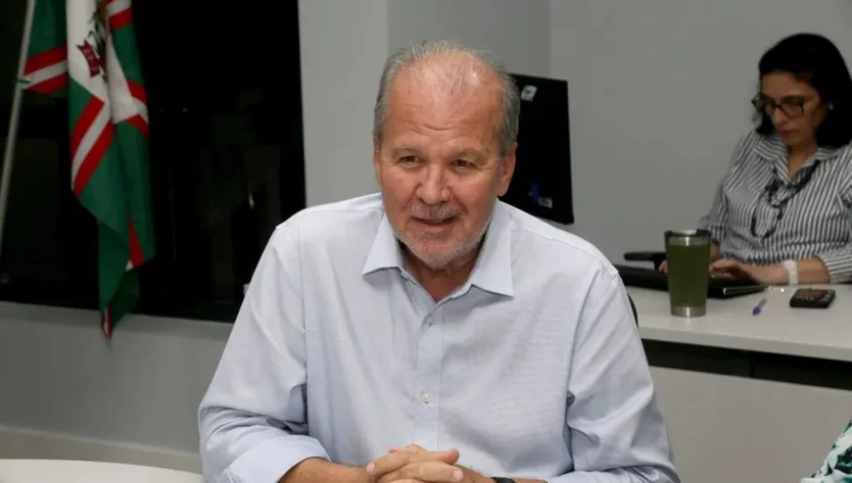 Paulo Afonso Schmidt, secretário da Educação de Curitiba