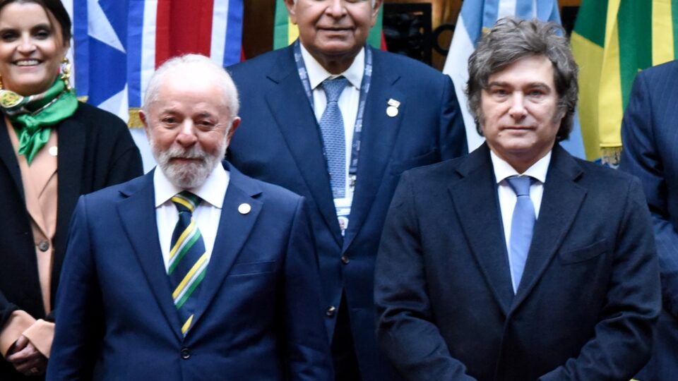 Relatório do Banco Mundial alerta sobre Brasil e destaca Argentina