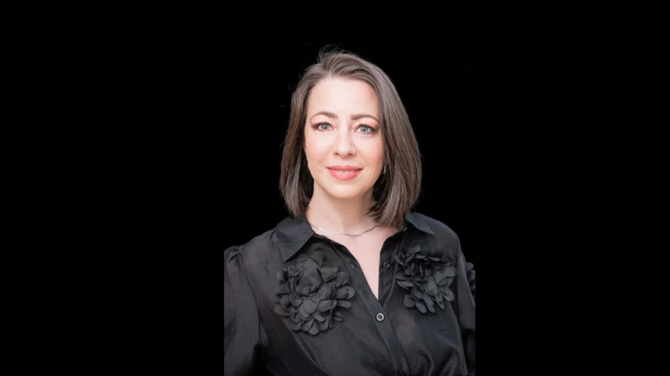 sicóloga e especialista em carreira e em desenvolvimento humano, Ana Carolina Kreutzer, Diretora de Voluntariado da ABRH-PR