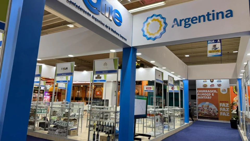 Participação internacional ganha força na ExpoApras, com empresas argentinas ampliando conexões comerciais e oportunidades no mercado brasileiro.
