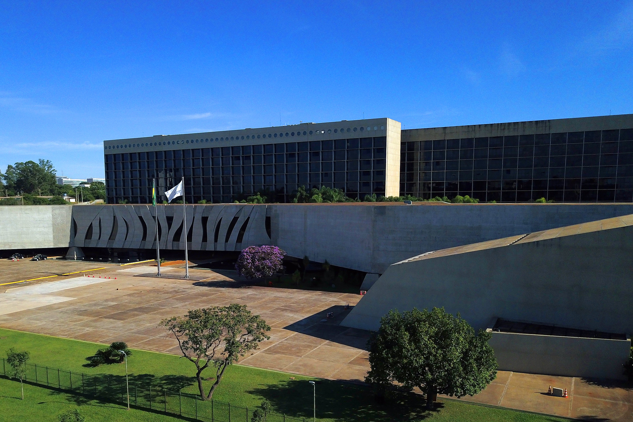 Enquanto peritos identificaram “paca véa”,transcrições geraram “macaco velho”. Juíza de primeira instância admitiu relatório, mas STJ viu insegurança jurídica.