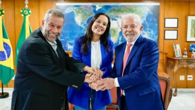 Movimentação inédita busca fortalecer aliança com o PDT de Carlos Lupi.