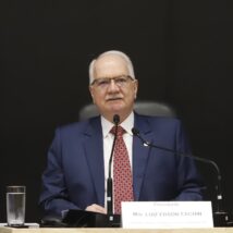 Presidente do CNJ foi relator de resolução conjunta que fixou lista de benefícios acima do teto. Imagem referente a matéria