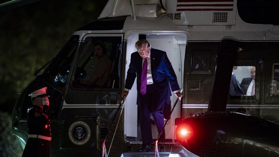 Trump ameaça China com tarifas de 50% se fornecer armas ao Irã