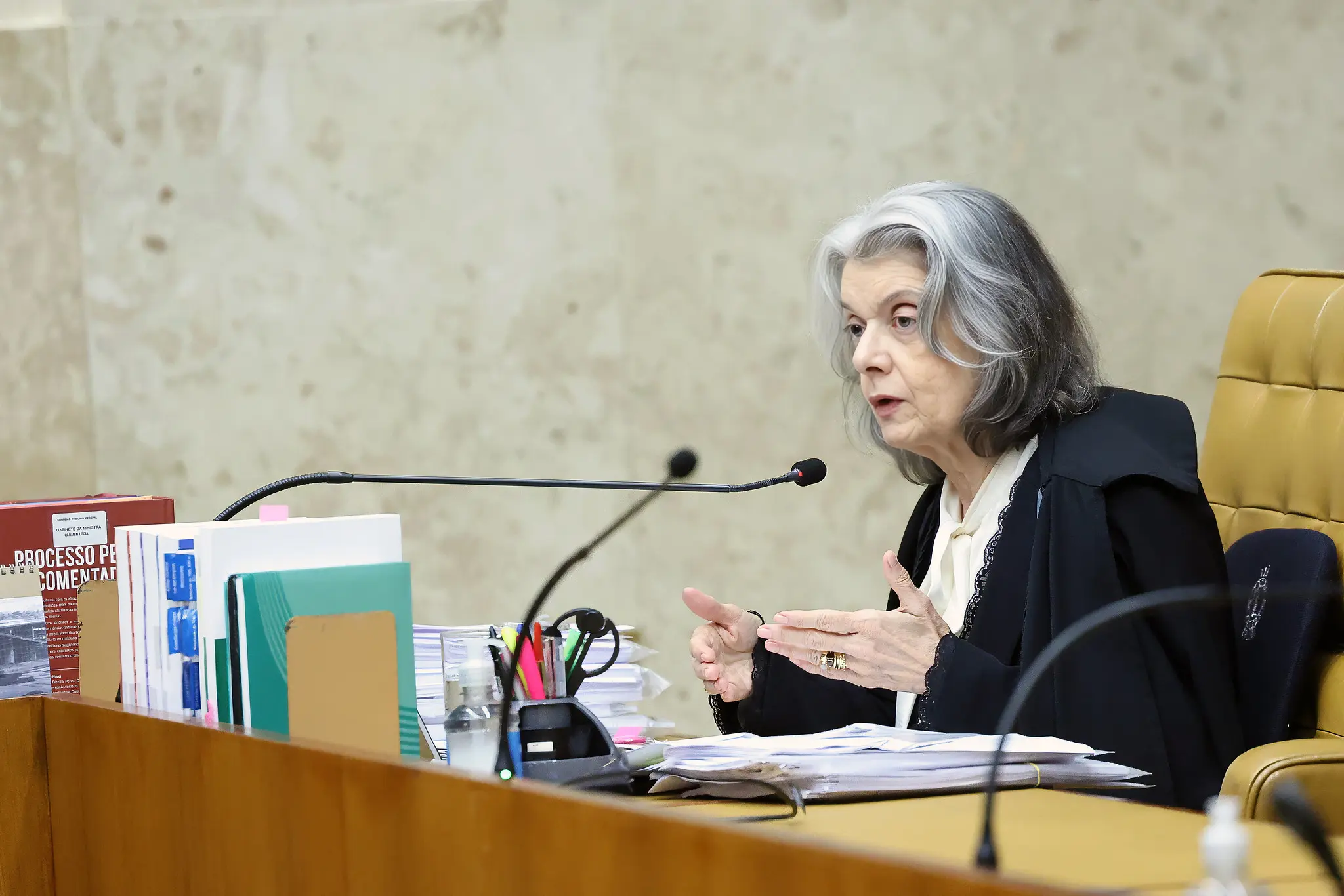 Aos 71 anos, ministra é relatora do código de ética e só precisará deixar a Corte em 2029