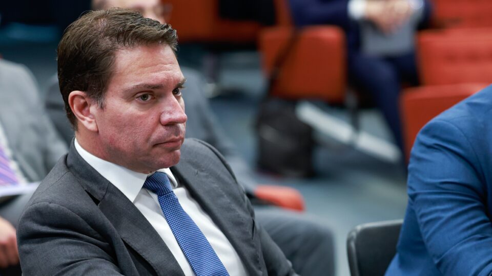 Paulo Figueiredo nega influência do governo brasileiro na detenção de Ramagem