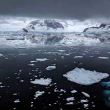 Submarino encontra estruturas misteriosas na Antártida – e depois desaparece submarino Antártida