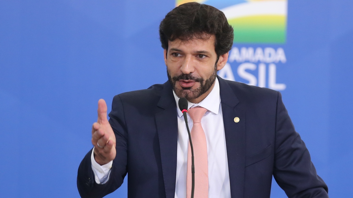 Youtuber processou Marcelo Álvaro Antônio por acusá-lo de pedofilia na internet. Indenização passa de R$ 100 mil.