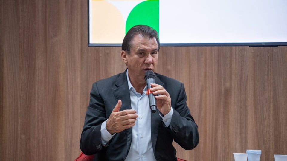 Marinho diz que PEC da escala 6×1 complementa PL do governo e impede recuo futuro