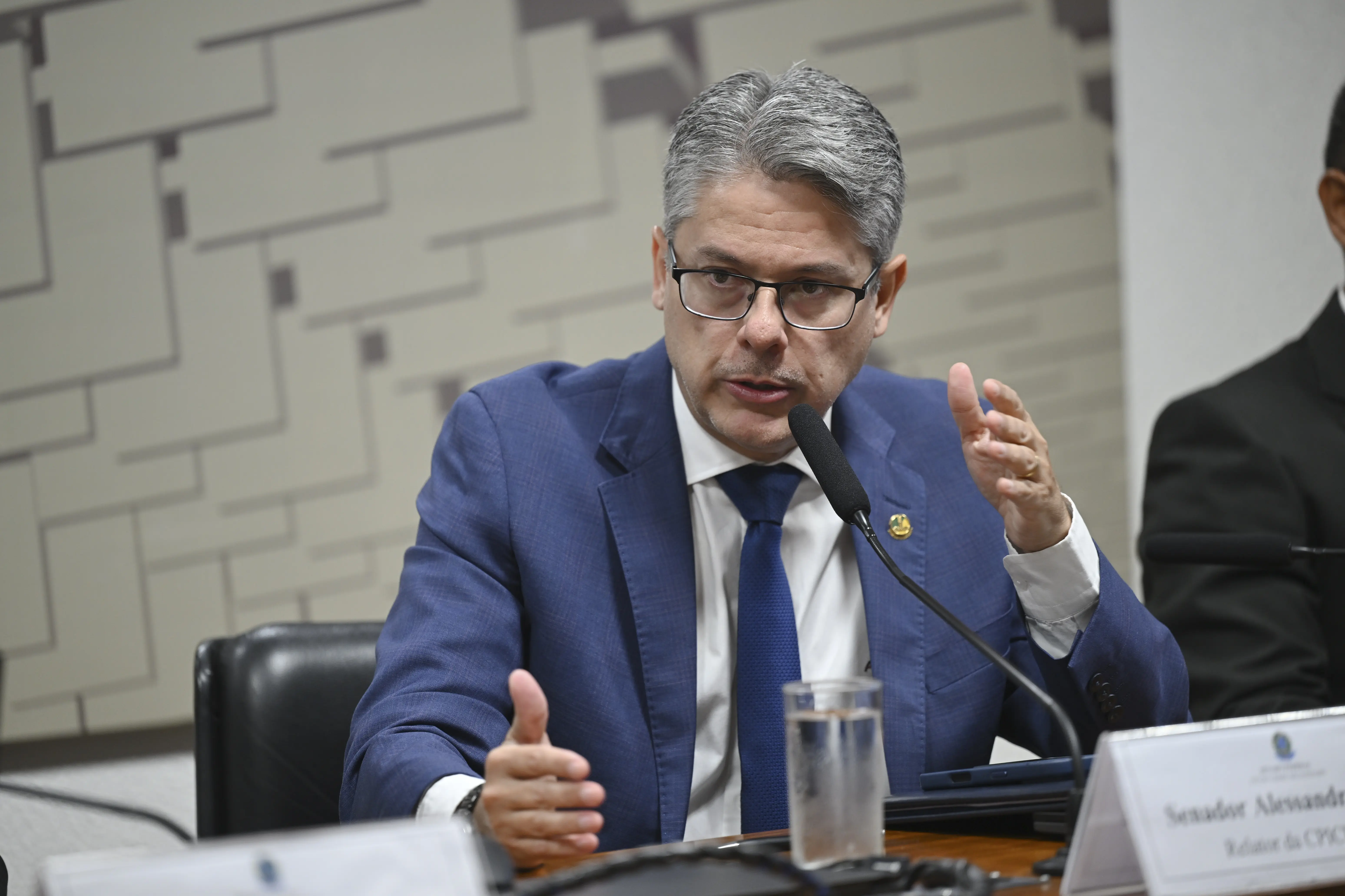 Apesar de focar em sugestões para endurecimento do combate ao crime organizado, relatório final chama a atenção por pedir indiciamento de ministros do STF e de Paulo Gonet.