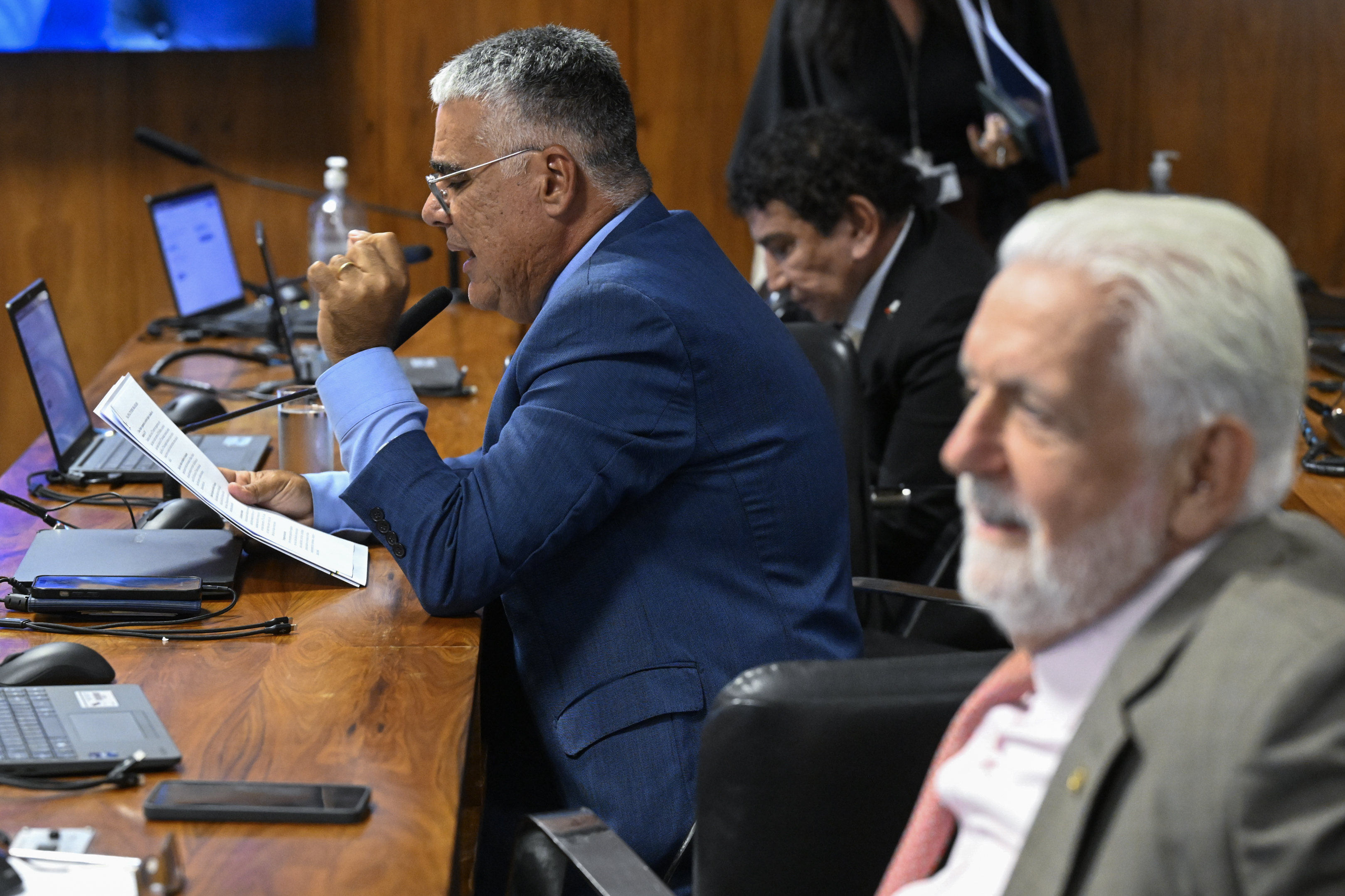 CPI do Crime Organizado rejeita relatório contra ministros do STF após manobra governista