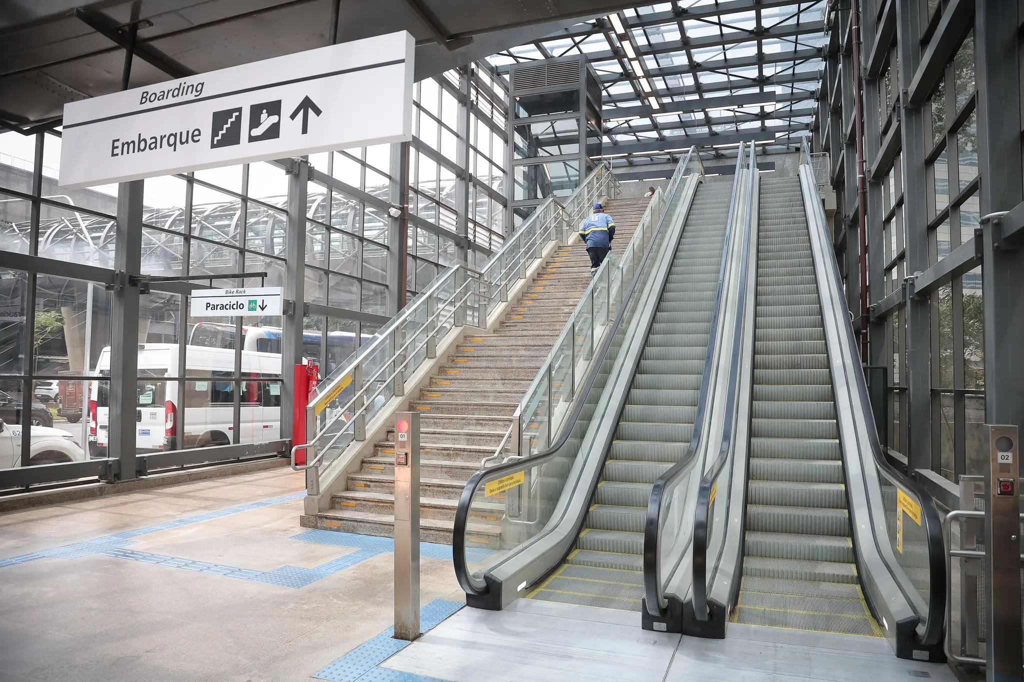 Monotrilho de Congonhas em SP inaugurou com 6,7 km e 8 estações. Projeto previa 17,9 km e conexão com Paraisópolis.