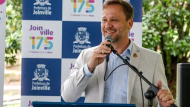 ex-prefeito de Joinville e pré-candidato a vice-governador de Santa Catarina, Adriano Silva (Novo)