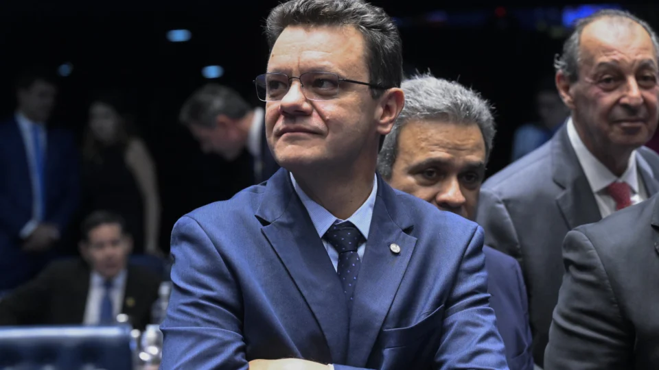 Senado aprova indicação e deputado do PT é eleito novo ministro do TCU