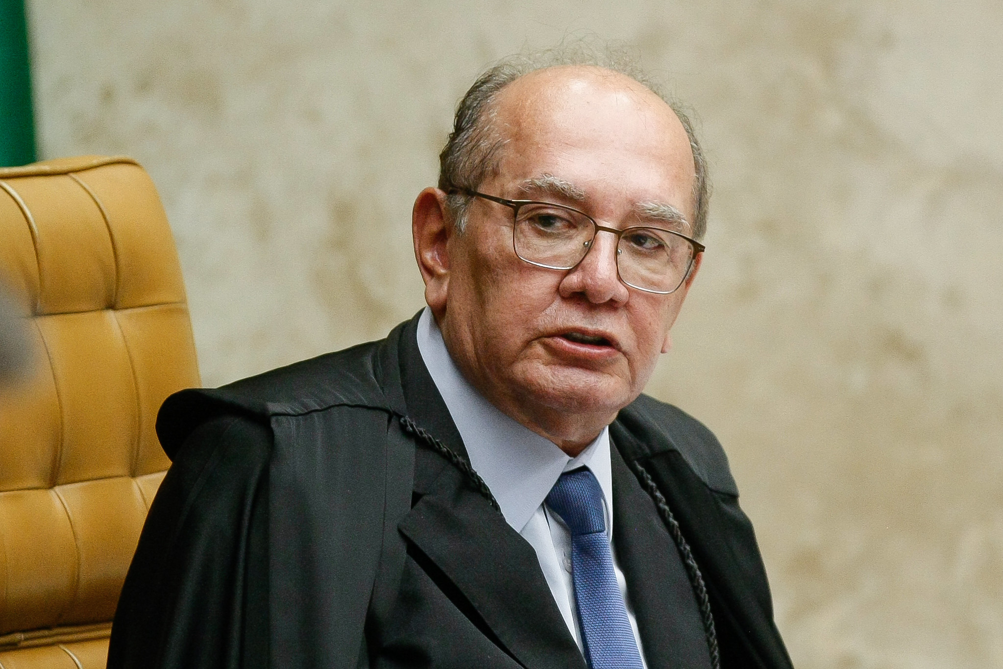 Gilmar Mendes pede que o senador Alessandro Vieira seja investigado por suposto abuso de autoridade.