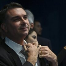 Flávio Bolsonaro cresce em desempenho nas pesquisas eleitorais para presidente