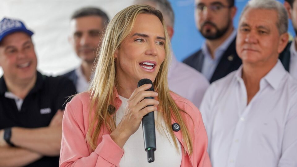 Governadora defende DF das negociações do ex-presidente do BRB com o Master