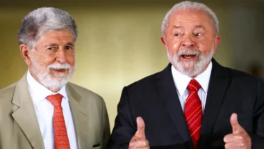 Livro de Celso Amorim revela as ideias por trás da política externa de Lula e evidencia contradições sobre globalismo e democracia
