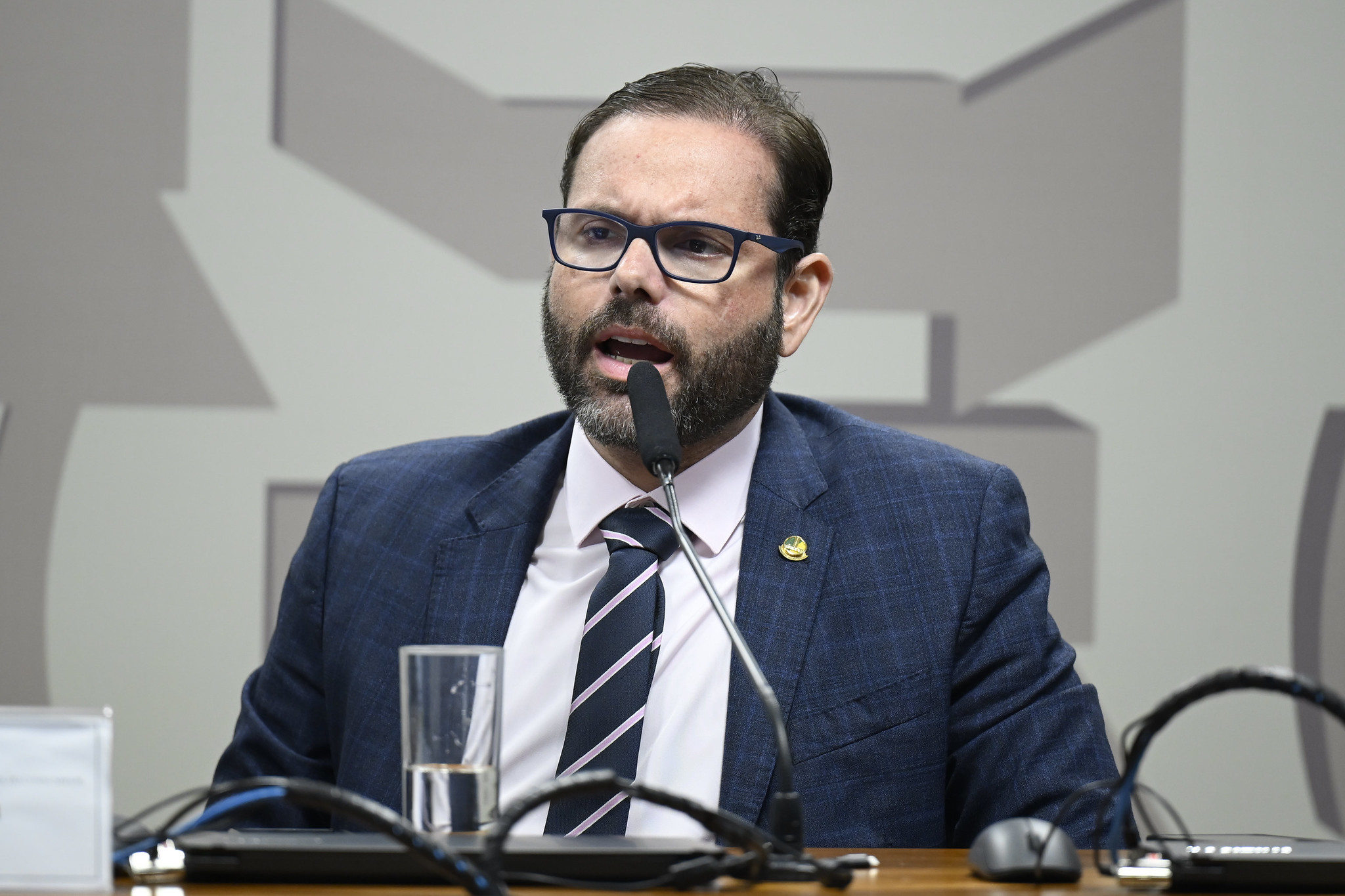 Requerimento aprovado foi apresentado pelo senador Jorge Seif.