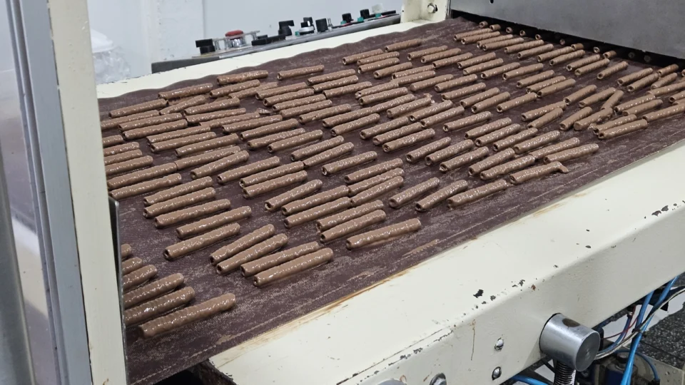 Produção dos Tubetes, família de produtos que hoje é o carro-chefe da Barion