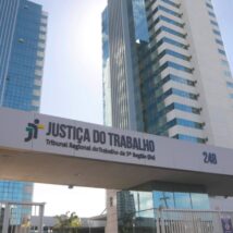 Fórum Dois de Julho, em Salvador: elevador exclusivo para juízes levantou um debate sobre privilégios e desigualdade no Judiciário