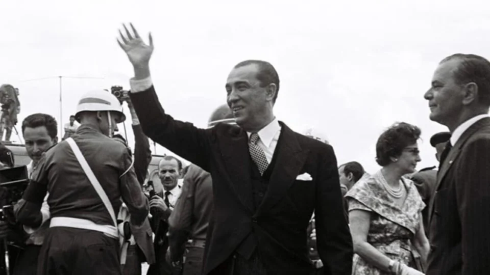 Juscelino Kubitscheck, fotografado durante a cerimônia de inauguração de Brasília.