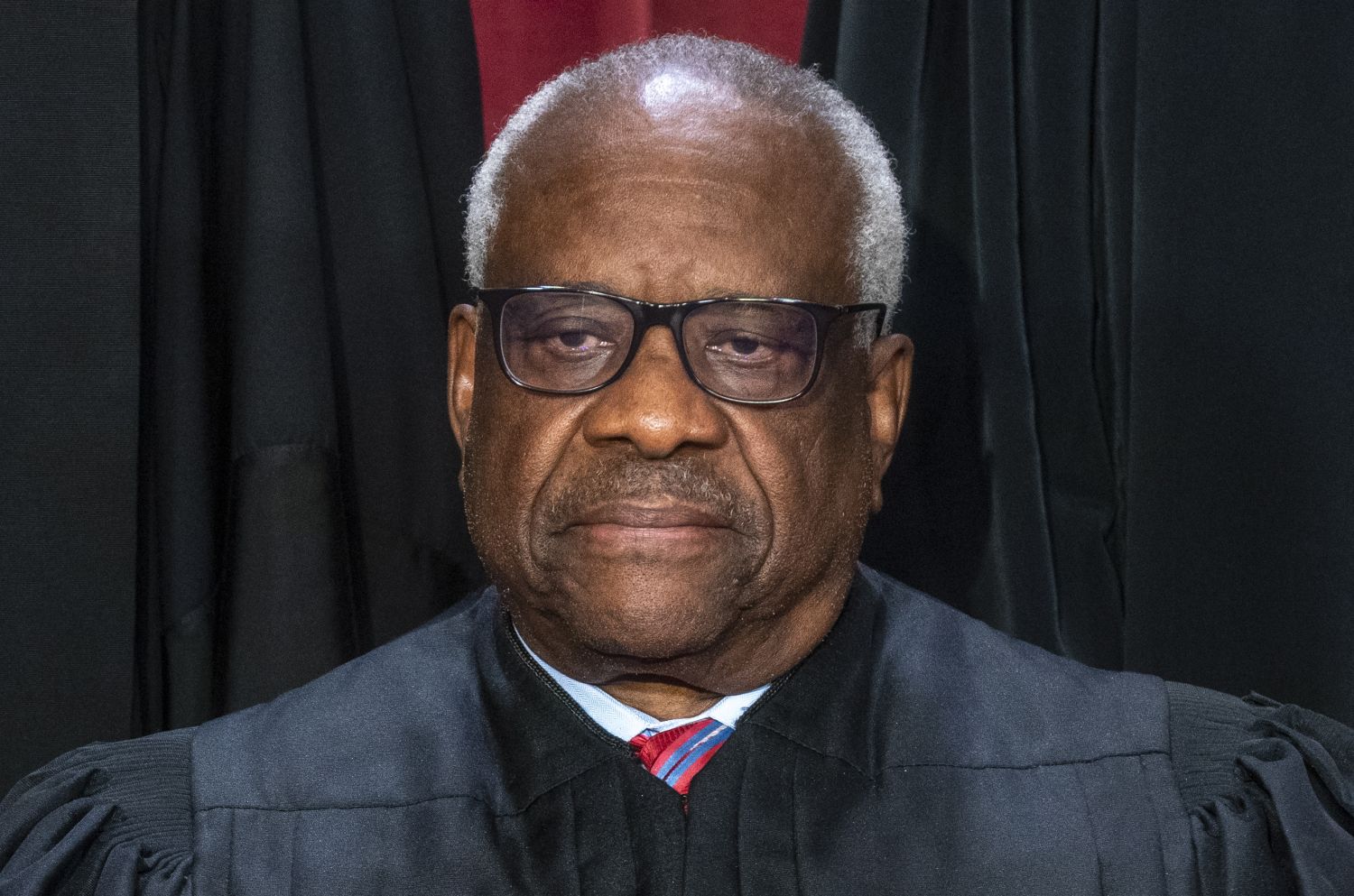 Clarence Thomas: o juiz do povo e o peso das palavras