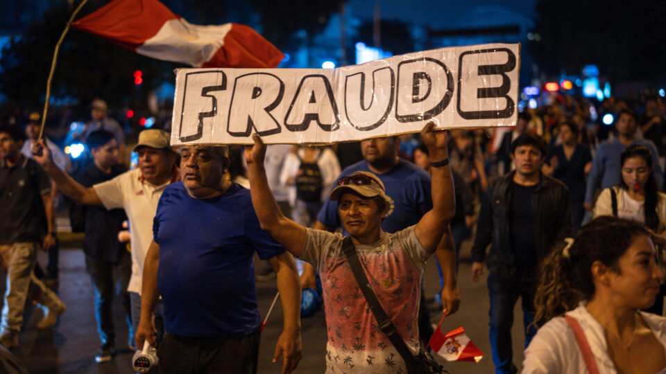 Justiça eleitoral do Peru diz que resultado do primeiro turno só deve sair em maio