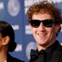 Mark Zuckerberg ao lado da esposa, Priscilla Chan: propriedades na Flórida.
