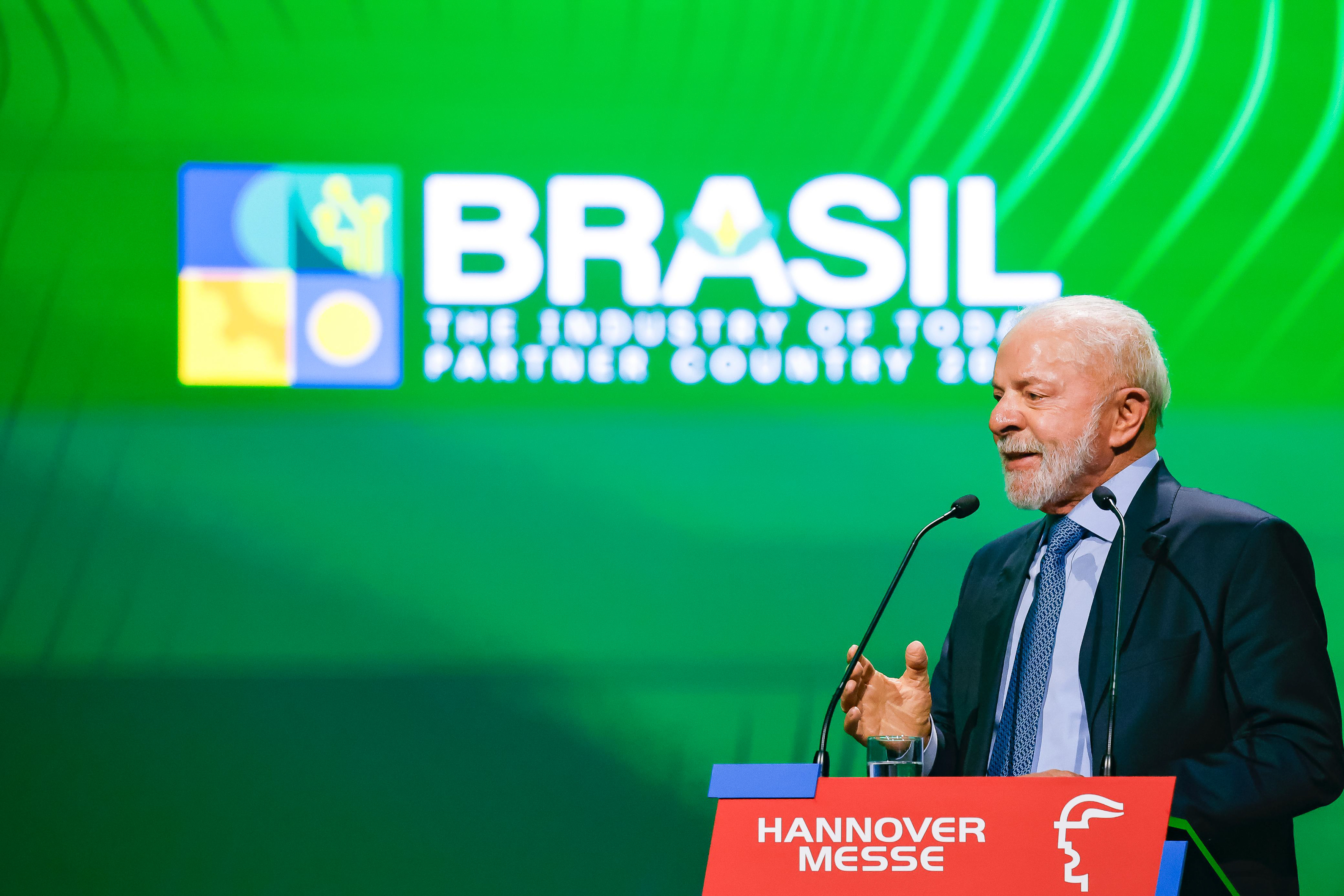 Lula diz que Brasil é um dos que “menos sofre” com guerra no Irã