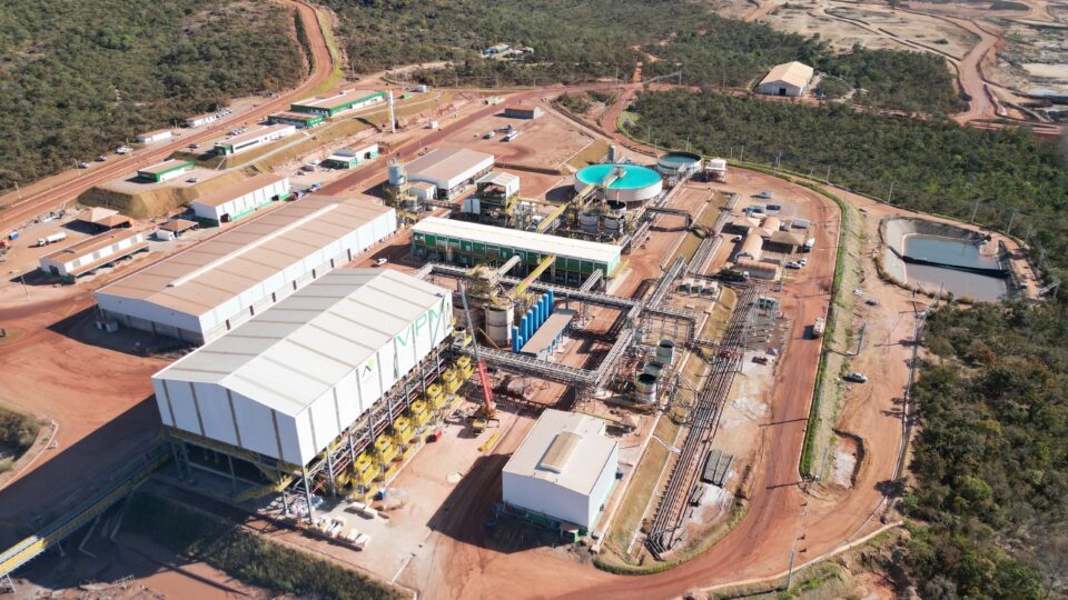 Empresa americana compra mineradora brasileira de terras raras por US$ 2,8 bilhões