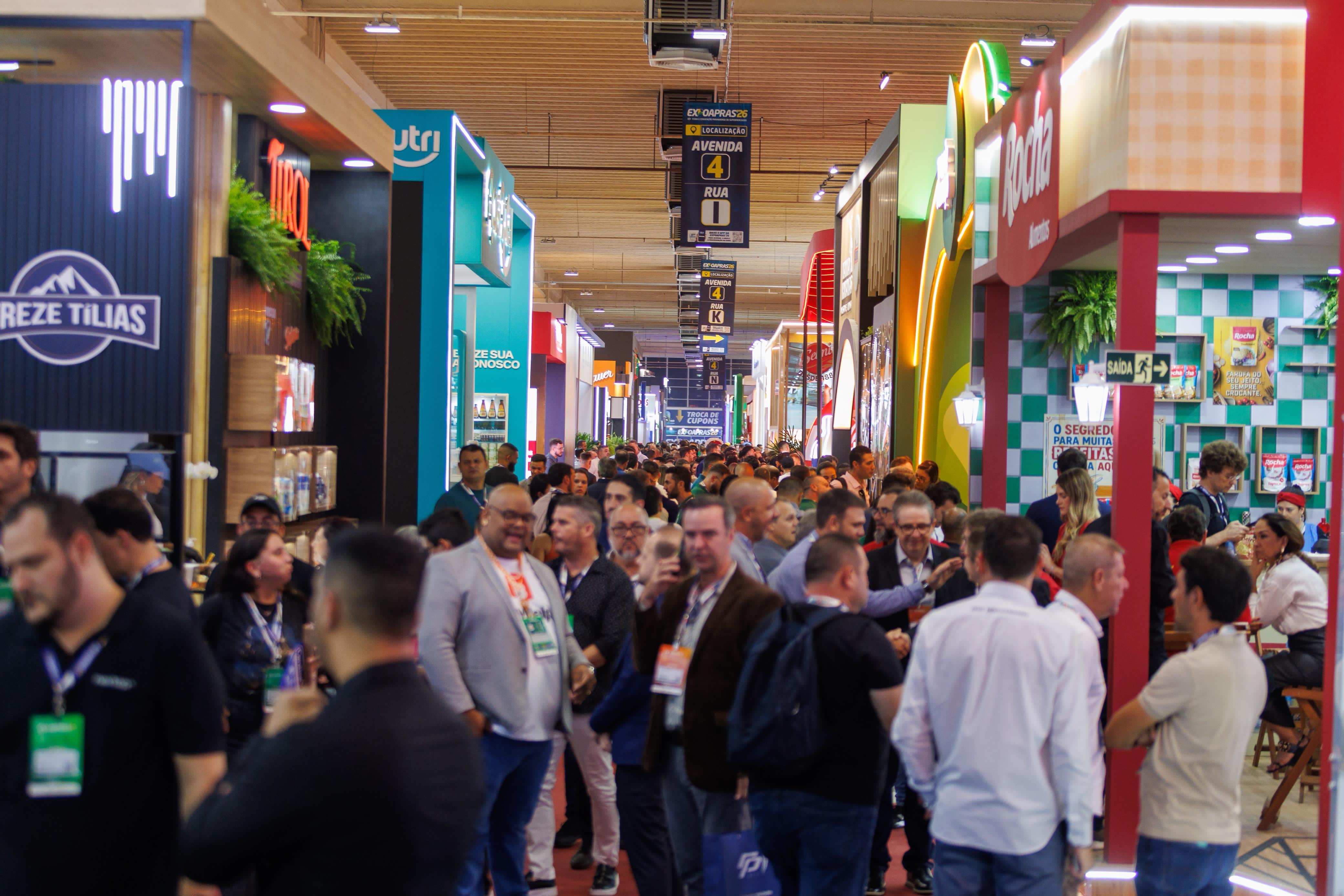 ExpoApras 2026 reúne milhares de visitantes e mais de 450 marcas, consolidando-se como um dos principais eventos do varejo no Brasil.