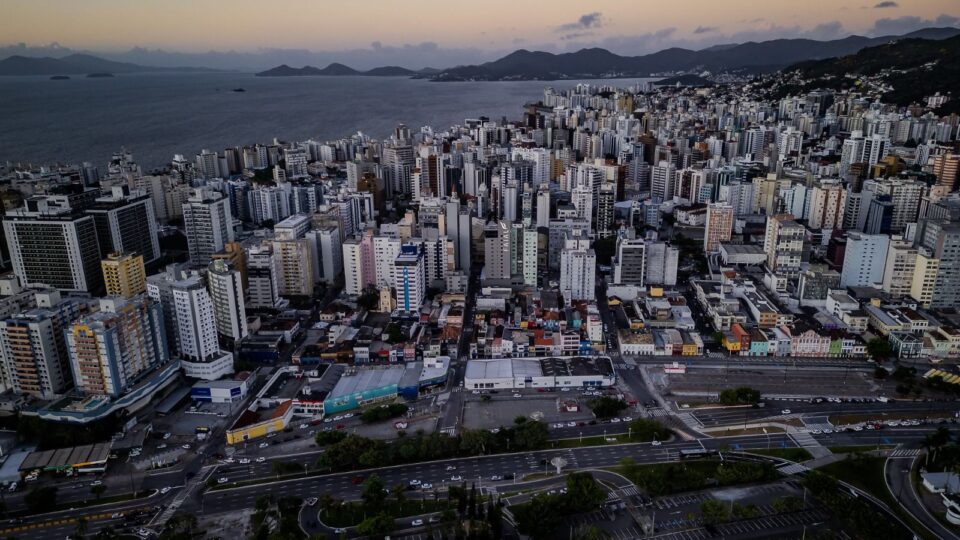 Florianópolis vai zerar impostos para atrair empreendimentos