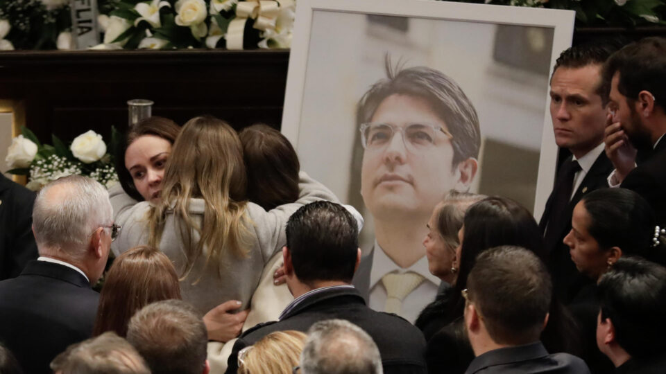 Argentina prende suspeito de participar do assassinato de Miguel Uribe, político de direita da Colômbia