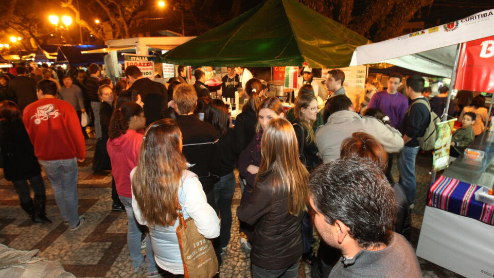 Por que as feiras de Curitiba são motores da economia e do turismo?